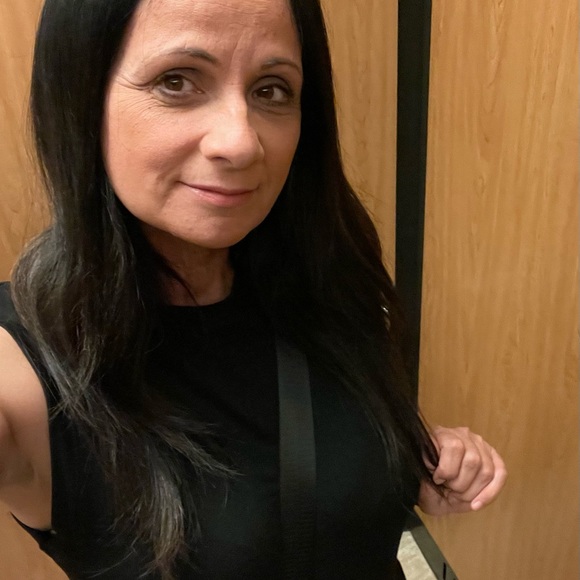 Meet your Posher, Maria - Picture 2 of 8